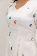 Tenderline Poise Dress (Vanilla Embroidery)
