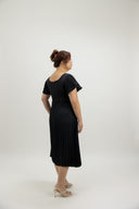 Classic Pleated Midi Dress (Midnight Navy) - ELTWINE