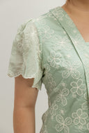 Heirloom Kebaya Top (Édition Deluxe Sage Lace) - ELTWINE