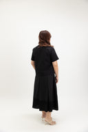 Modern Refined Mandarin Shirt (Midnight Black)
