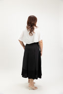 Airlight Panelled Skirt (Midnight Black)