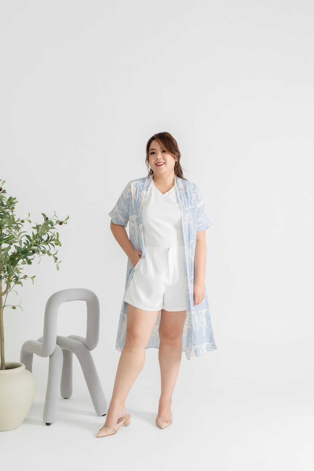Printed Throw Outerwear (Pastel Blue)