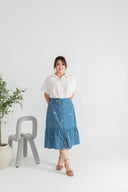 Embroidery Elastic-back Midi Skirt (Blue Daisy)