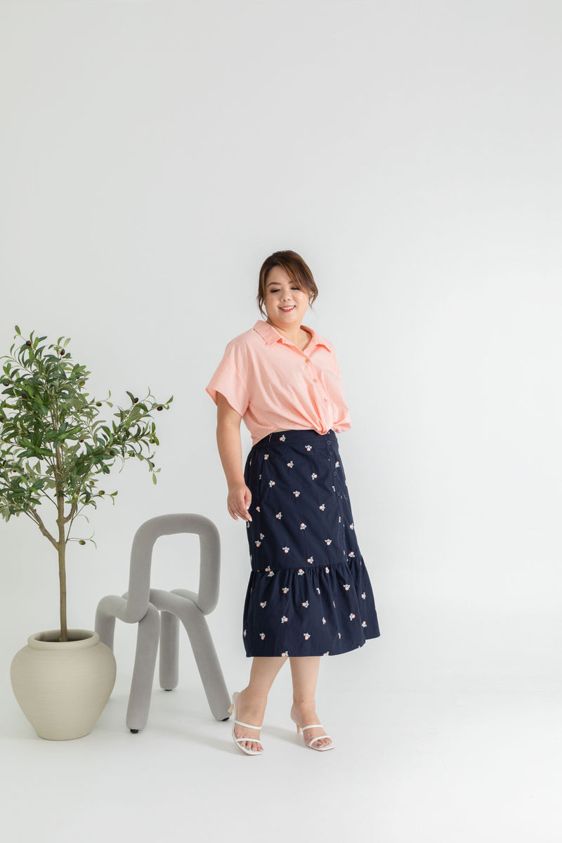 Embroidery Elastic-back Midi Skirt (Navy Pink Florals)
