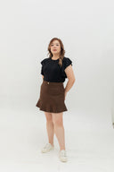 Mid-Waist Flounce-Hem Skorts (Brown)