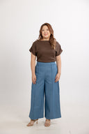 Linear Wide-Leg Jeans (Light Wash)