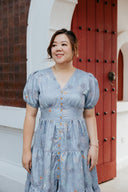 Embroidered Smocked Back Midi Dress (Édition Limitée Print — Mizuki Blue)