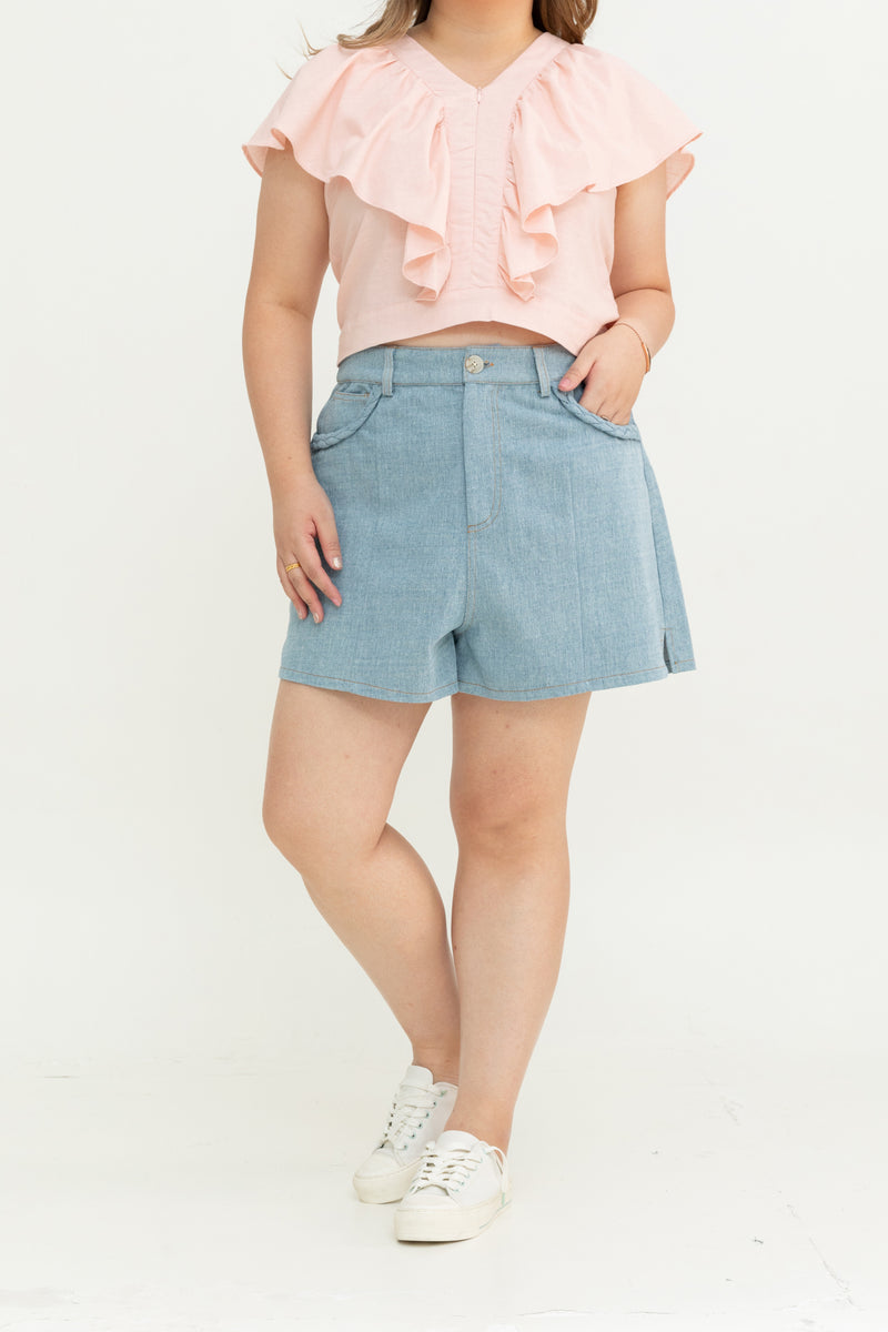 Plait Pocket  Denim Shorts (Light Wash)