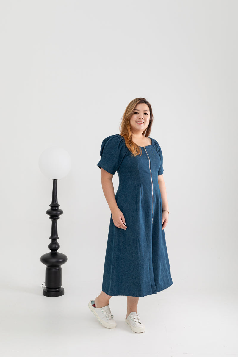 Front Zip Denim Midi Dress (Vintage Wash)