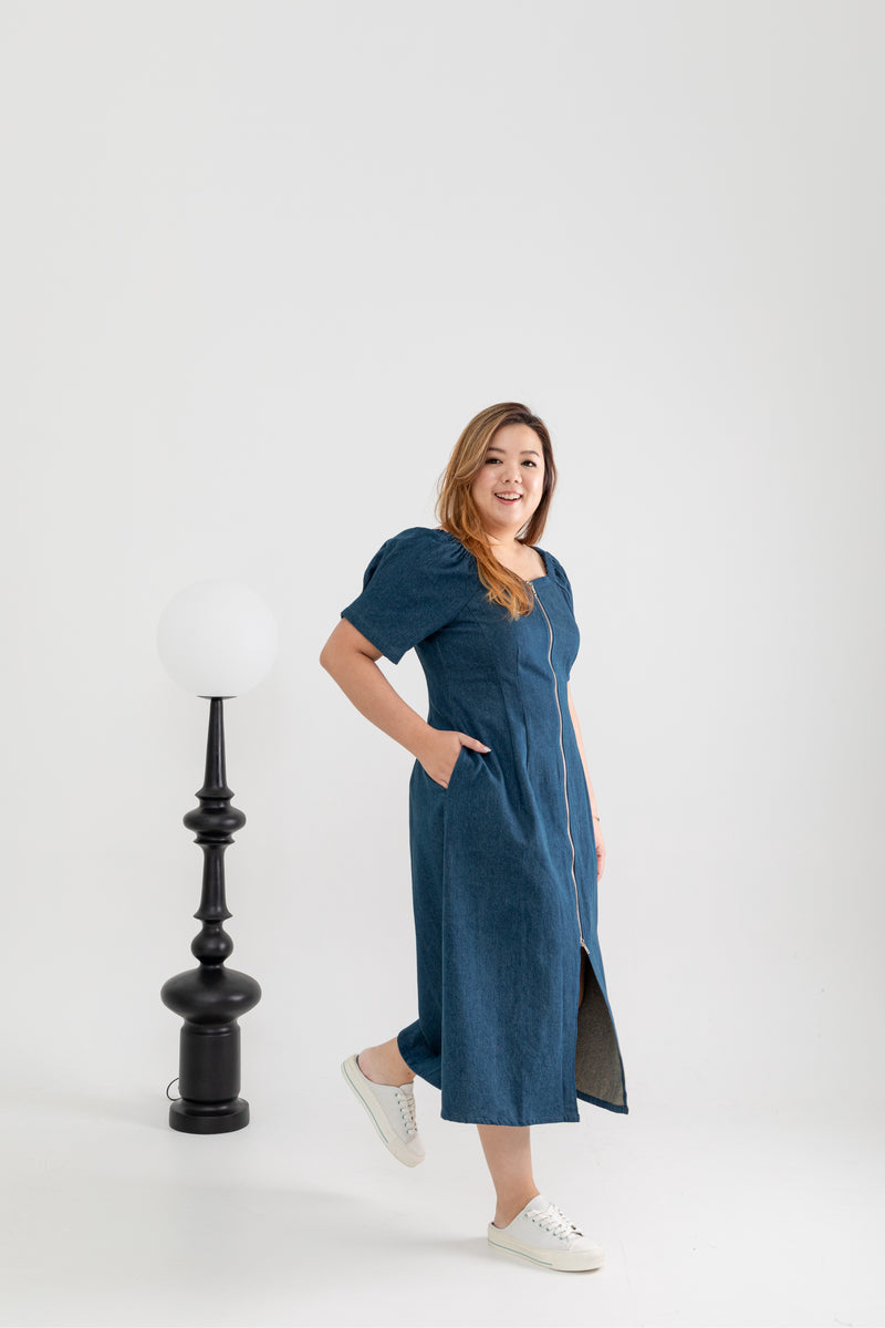 Front Zip Denim Midi Dress (Vintage Wash)