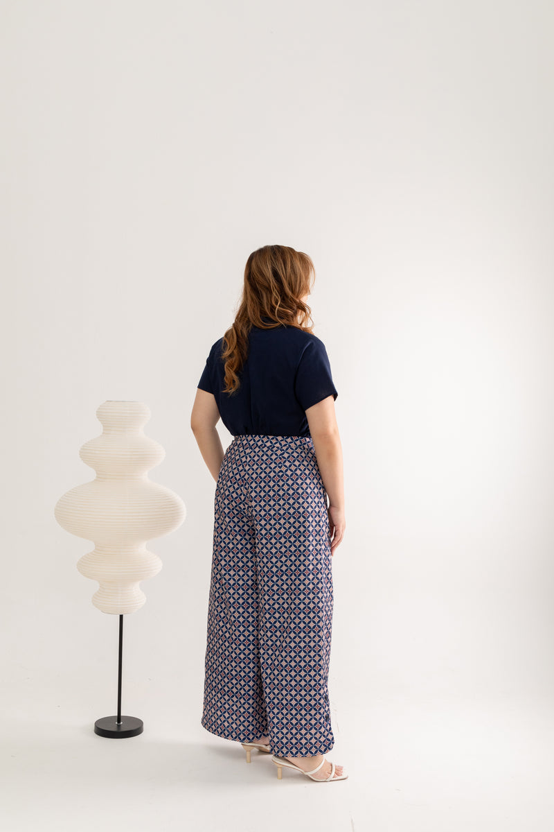 Panel Button Pants (Édition Limitée Navy Peranakan)