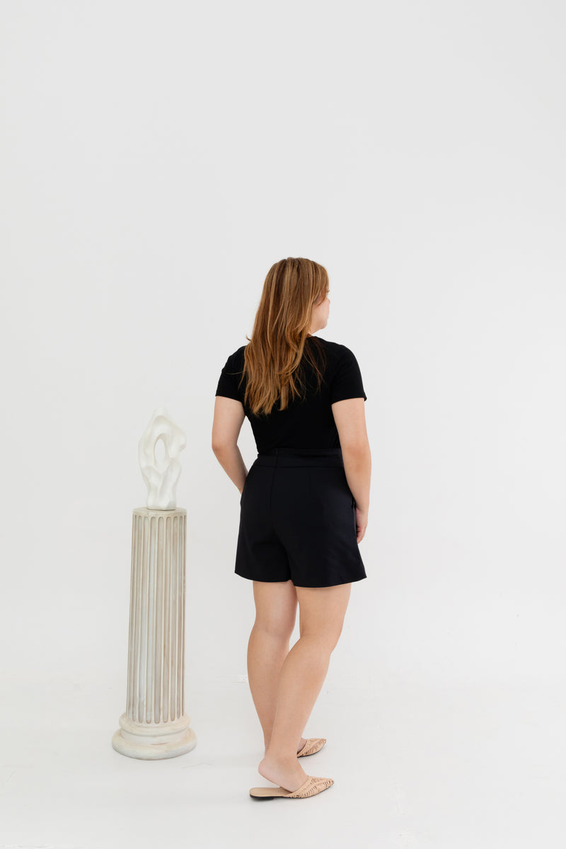 High Waist Tapered Shorts (Black)