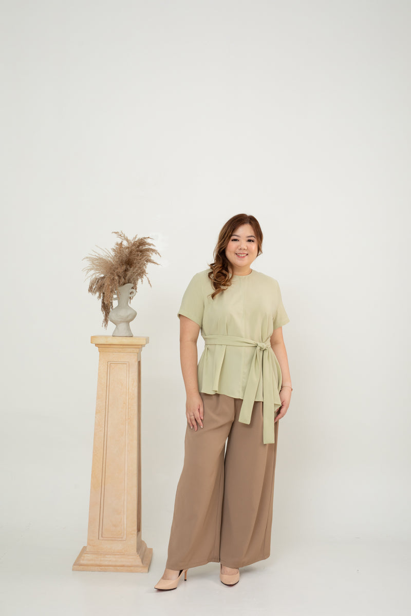 Asymmetrical Waist-tie Top (Green)