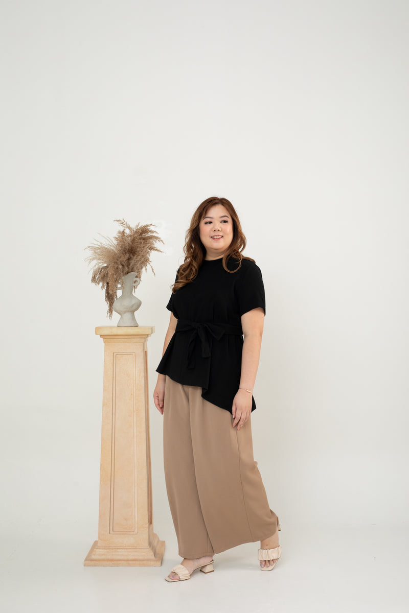 Asymmetrical Waist-tie Top (Black)