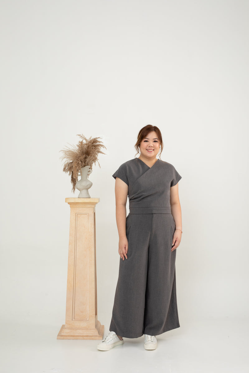 Zia Classic Wrap Top (Grey)
