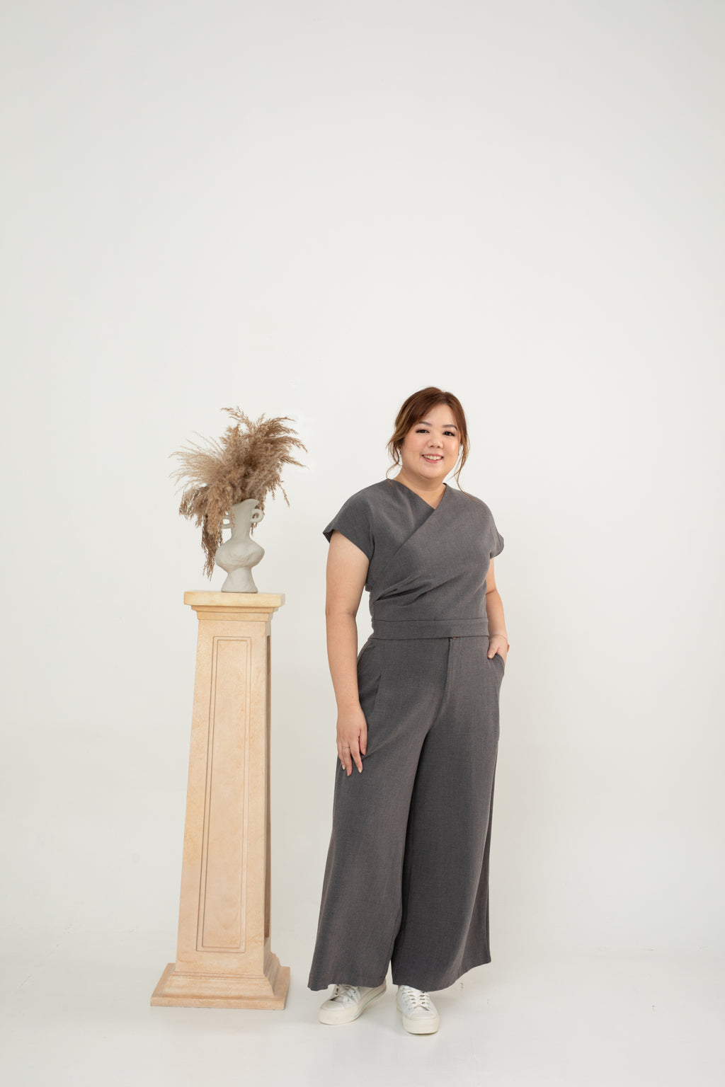Zia Classic Wrap Top (Grey)