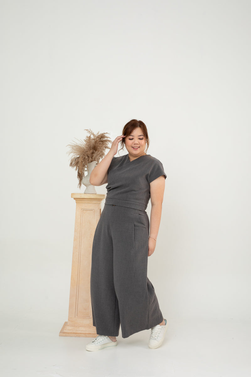 Zia Classic Wrap Top (Grey)