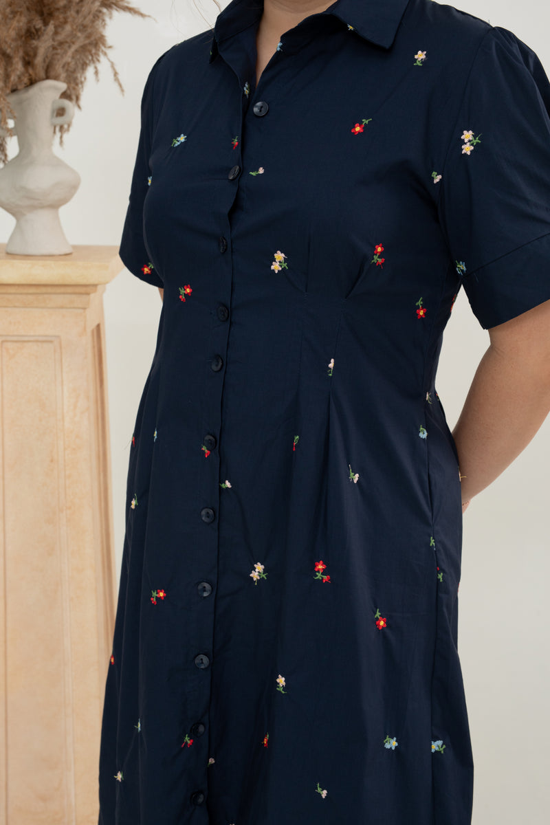Gia Button Down Shirt Dress (Édition Limitée Embroidery)