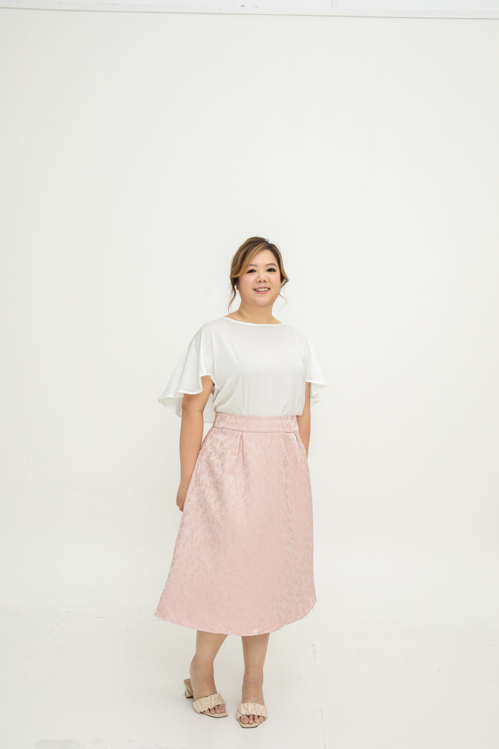 (Co-Ord)Embossed A-line High-Waist Skirt (Pink)