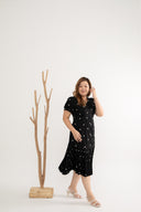 Pleats Bottom Embroidery Midi Dress (Édition limitée - Black)