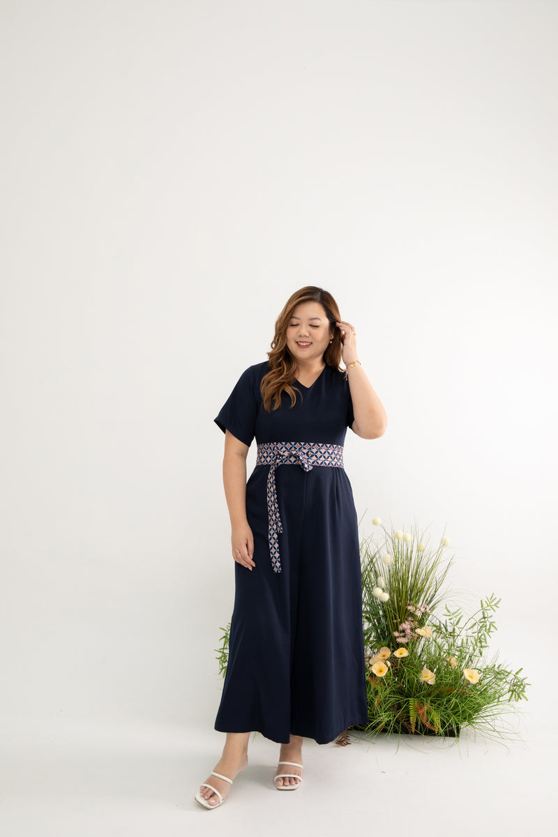 Édition Limitée Detachable Obi-Belt Jumpsuit (Navy Peranakan)