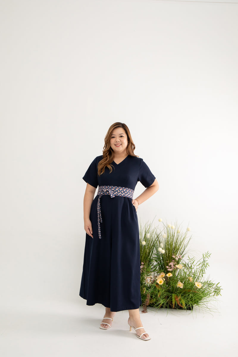 Édition Limitée Detachable Obi-Belt Jumpsuit (Navy Peranakan)