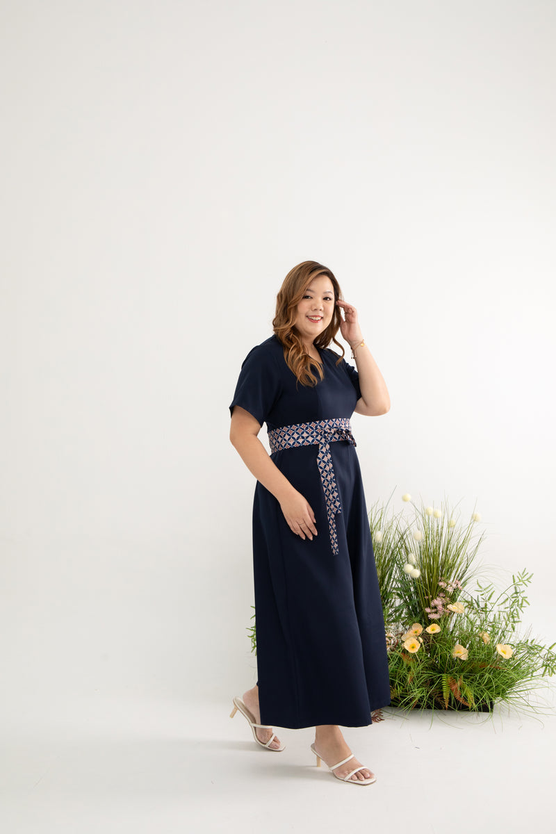 Édition Limitée Detachable Obi-Belt Jumpsuit (Navy Peranakan)