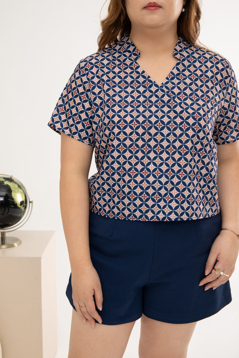 Mandarin Collar Top (Édition Limitée Navy Peranakan)