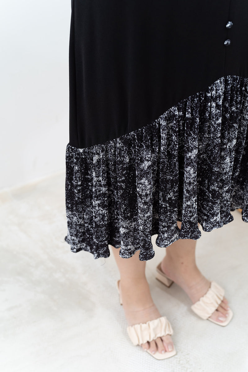 Asymmetrical Frills Midi Dress (Black)