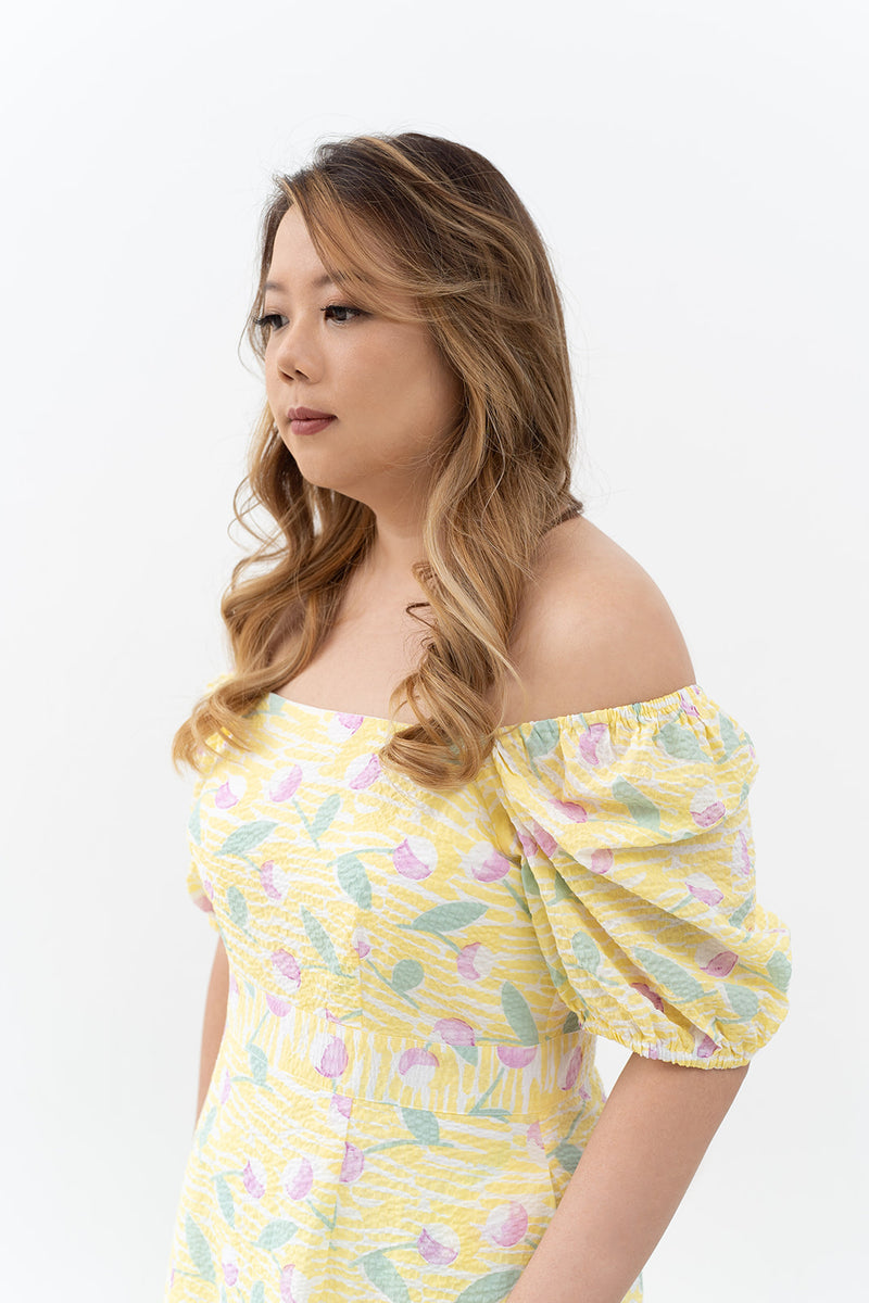 2-way Puff Sleeves Textured Dress (Marigold)
