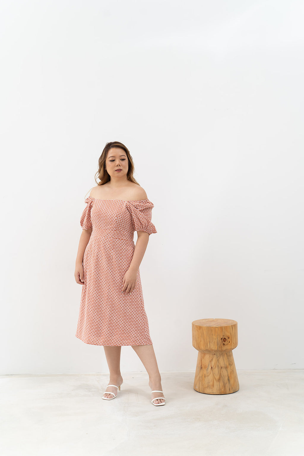 2-way Puff Sleeves Textured Dress (Orange Daisy)