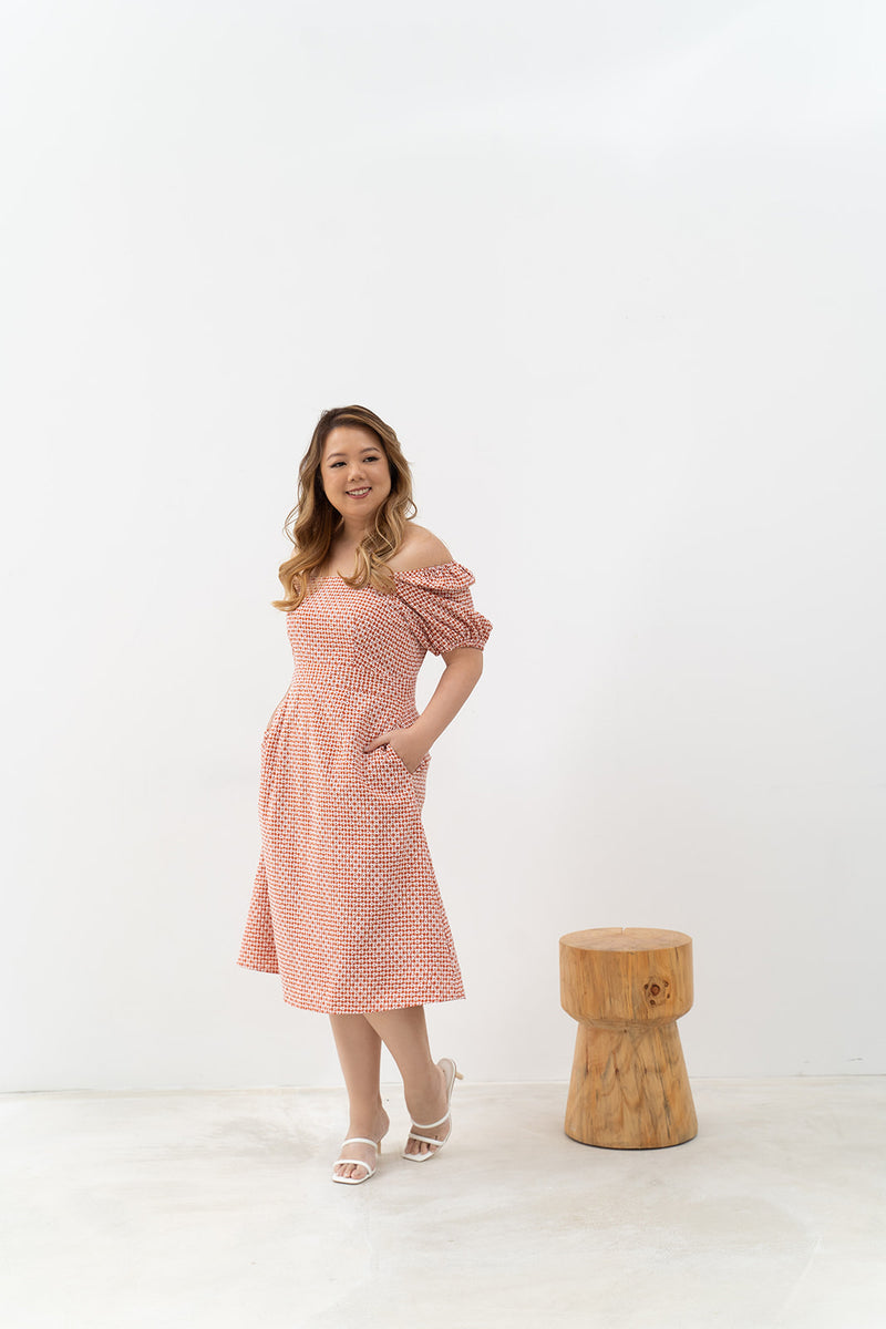 2-way Puff Sleeves Textured Dress (Orange Daisy)
