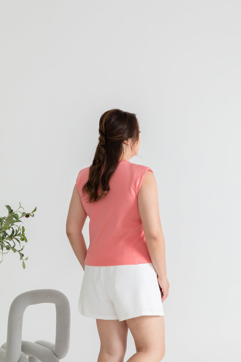 Iron-Free V Neck Shoulder Pad Tank Top (Pink)
