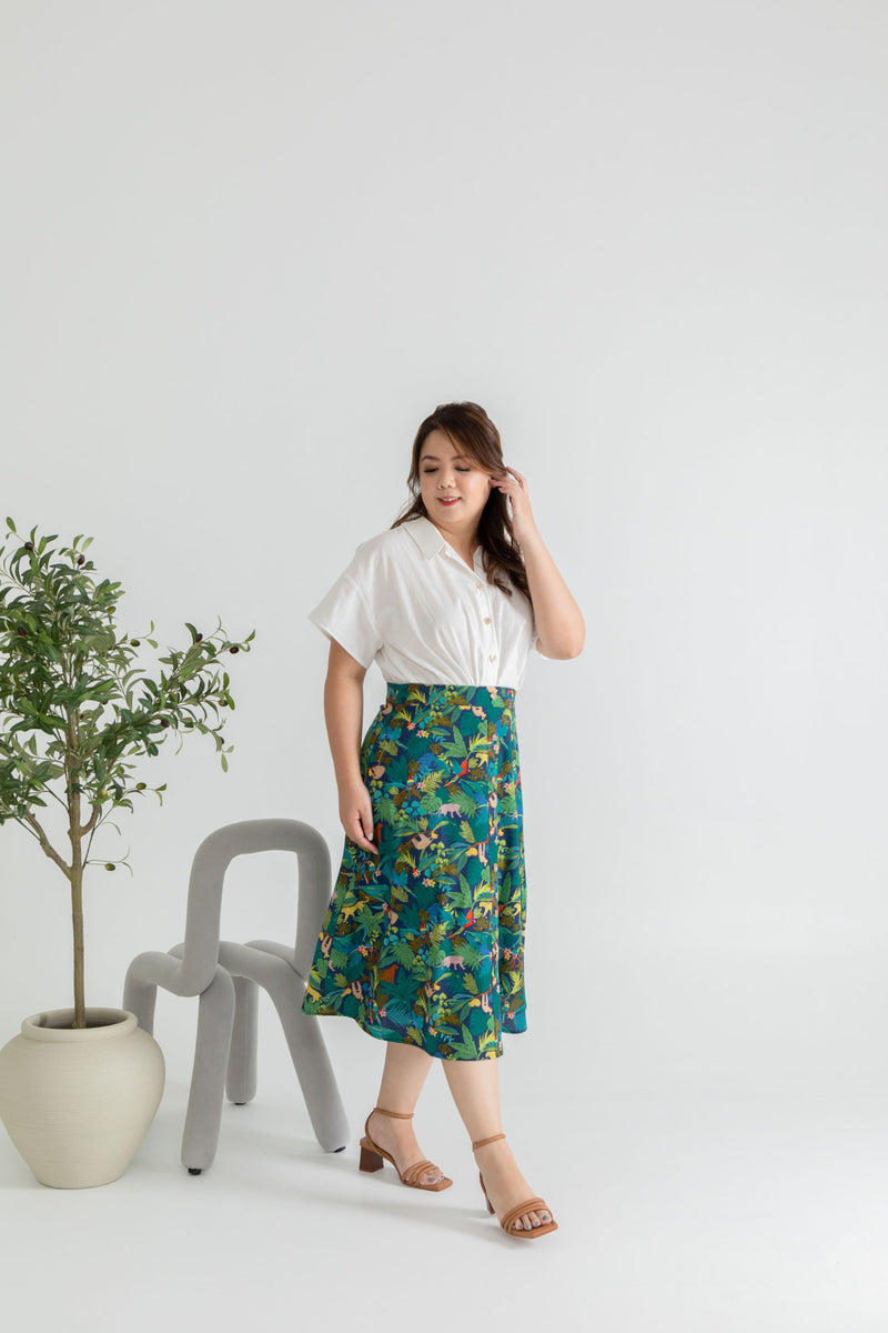 Tortoise Shell Buttons Printed Skirt (Safari Forest)