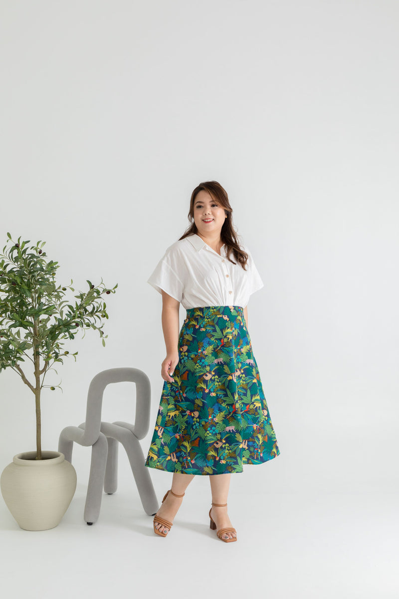 Tortoise Shell Buttons Printed Skirt (Safari Forest)