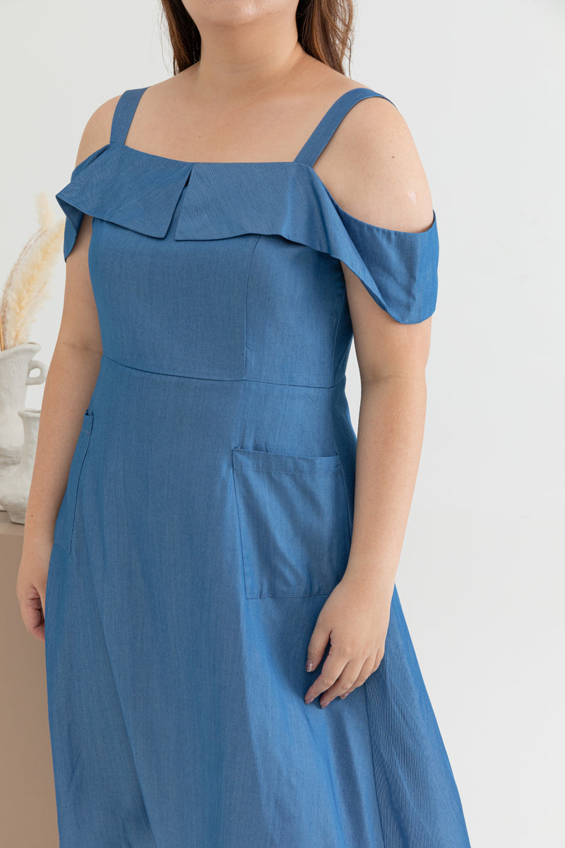 Front Pockets Cold Shoulder Midi Dress (Denim Blue)