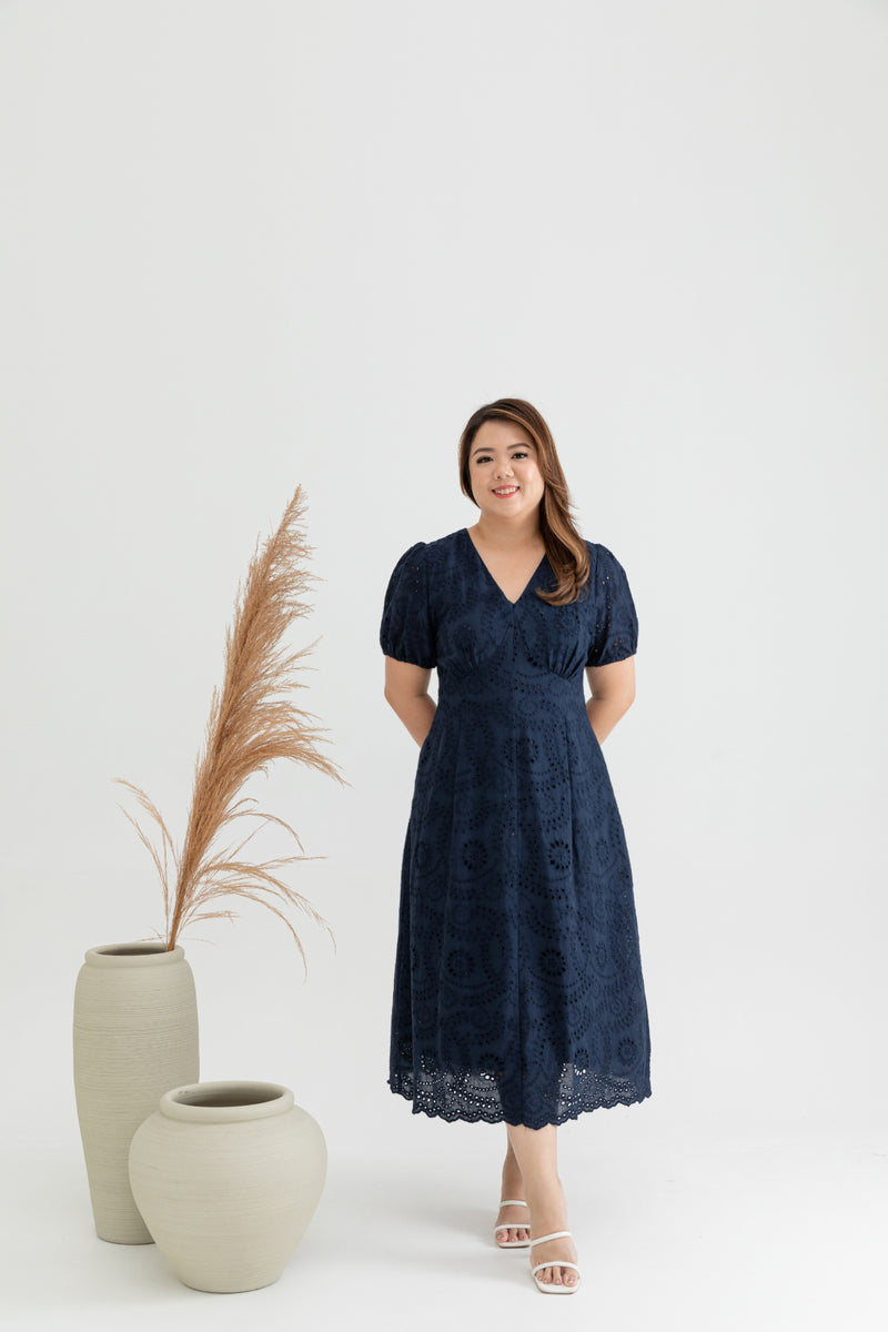 Embroidery Eyelet Scallop Hem Midi Dress (Navy)