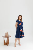 Pleated Dress (édition limitée print - Navy Abstract)