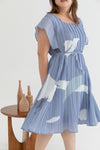 Pleated Dress (édition limitée print - Light Blue Abstract)