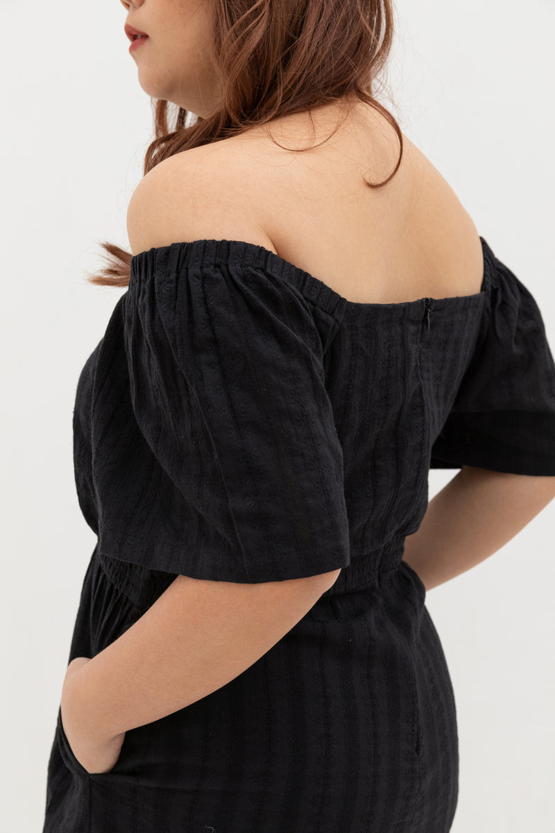 2-way wear - Resort Embriodery Romper (Black)