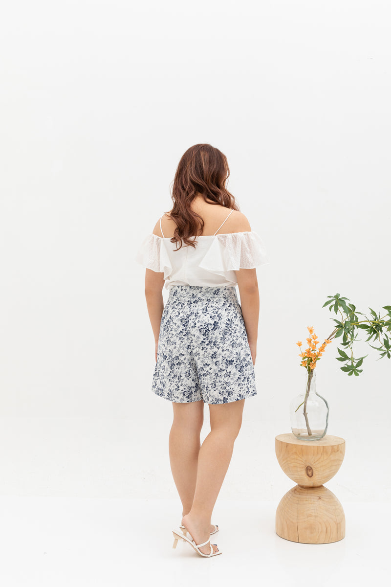 (Co-ord) Tortoise Button Short Berms in White Prints
