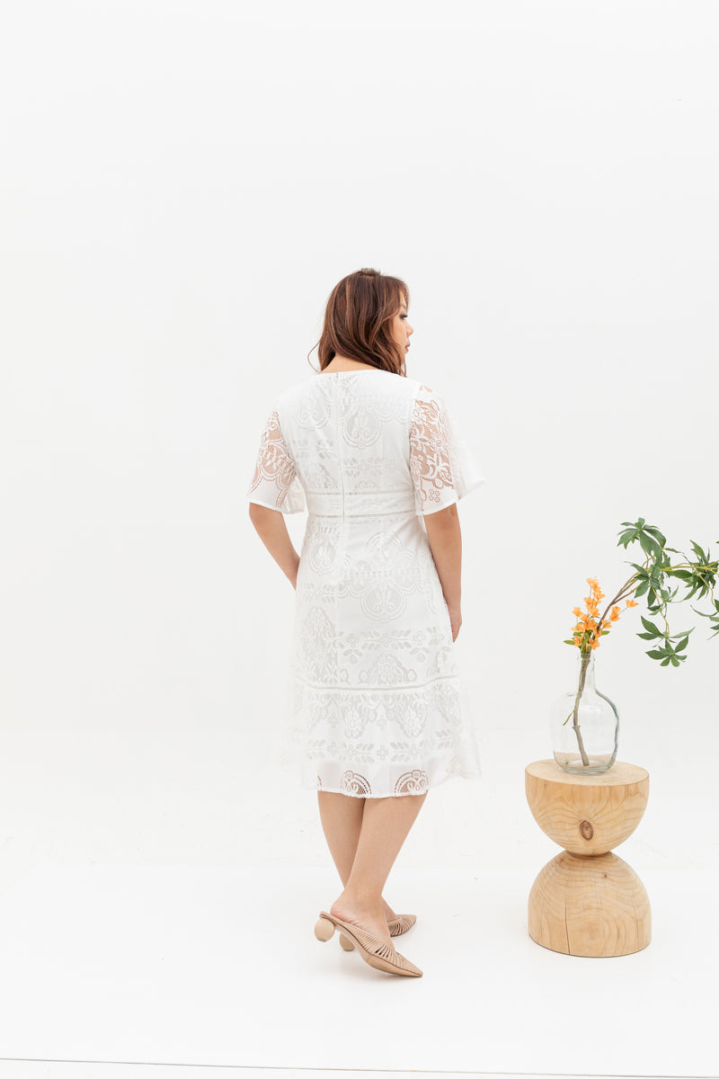 Hikaru Kimono Sleeves Lace Dress (White)