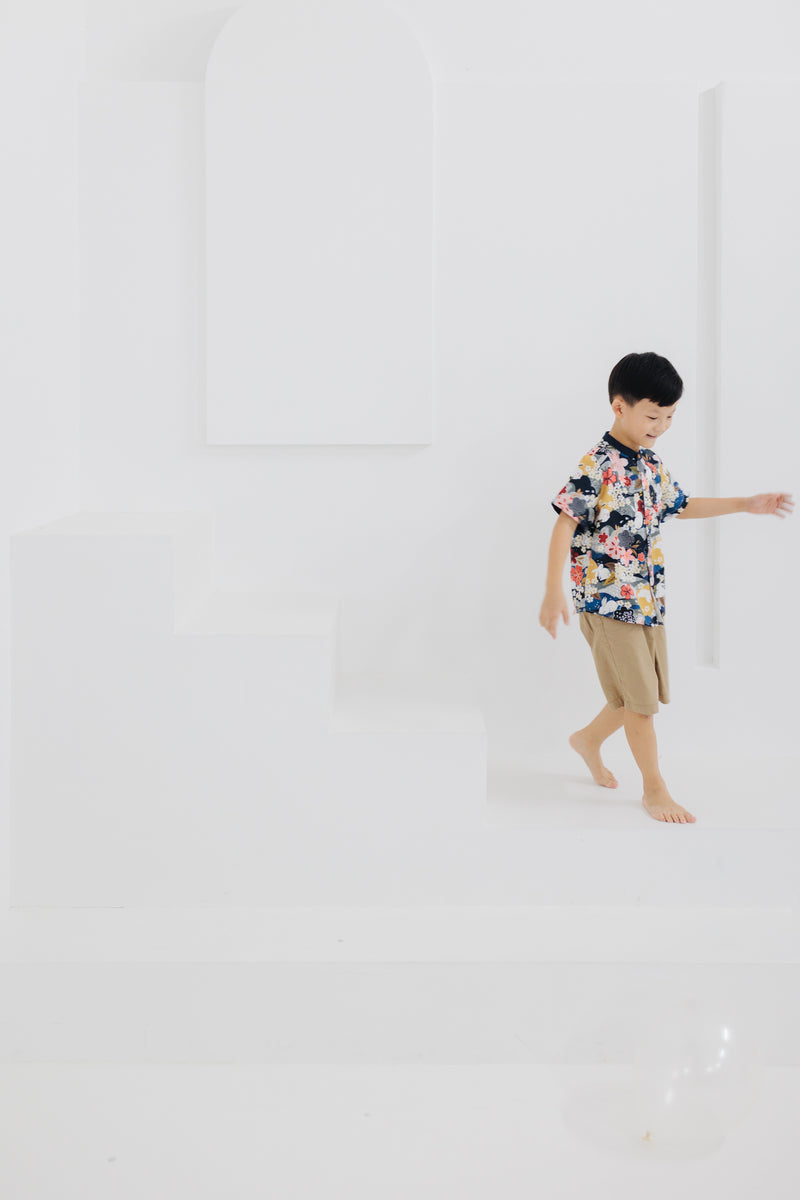 (BOY) Mandarin Collar with Wooden Button Shirt  (édition limitée print - Lunar Rabbit)