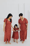 (GIRL) Crochet Scallop Hem Dress (Burnt Orange)