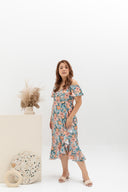 Cold Shoulder Side Ruffles Dress (édition limitée print - Hibiscus)